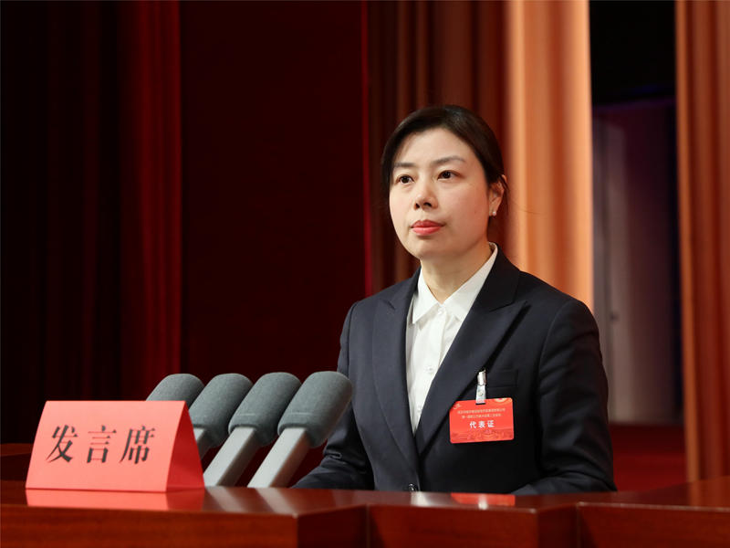 1707037331823853.jpg 张冯茜.jpg