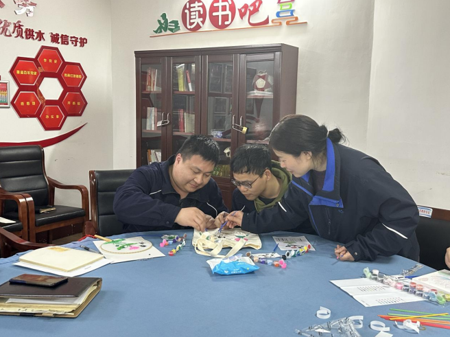 1743688191162979.jpg 02.jpg