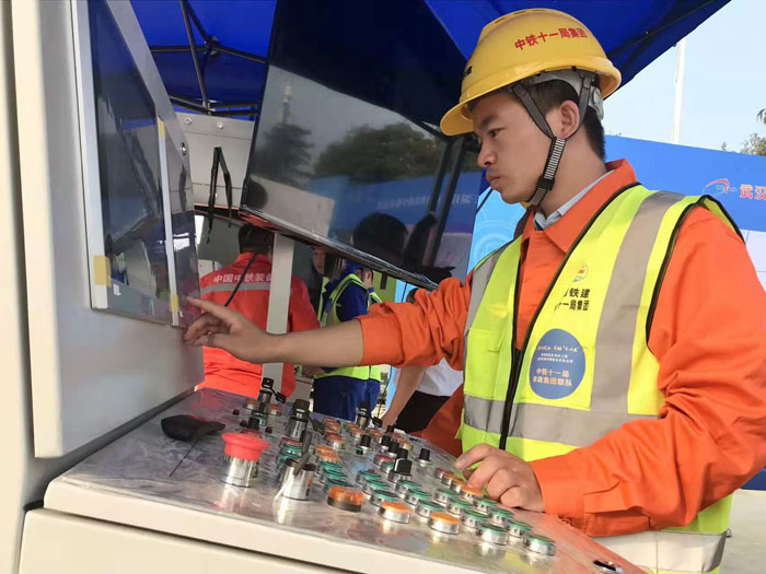 AG8Æì½¢Ìü¡¤(Öйú)¼¯ÍÅÊ×Ò³